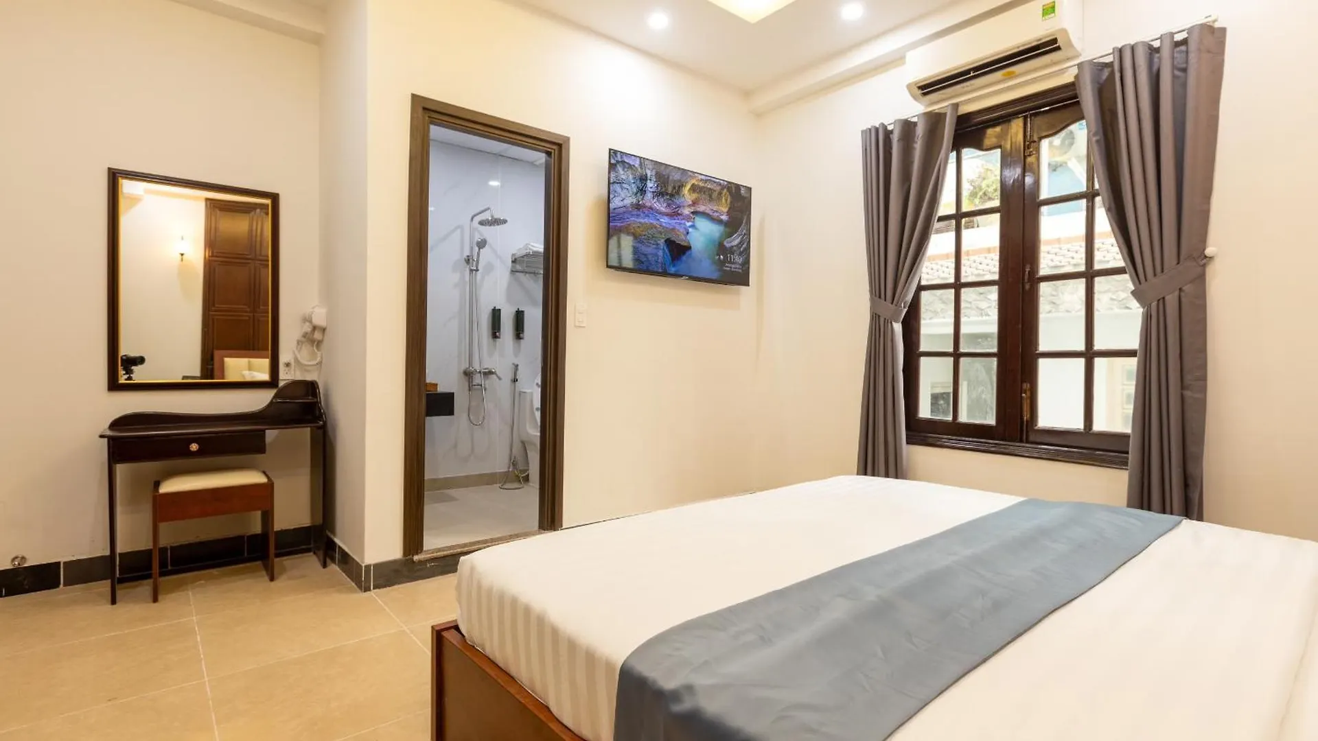 Binh Trieu Hotel - Go Vap Ho Chi Minh City