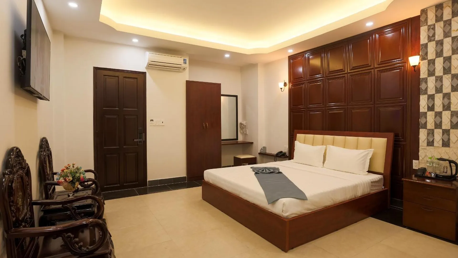 Binh Trieu Hotel - Go Vap Ho Chi Minh City 3*,